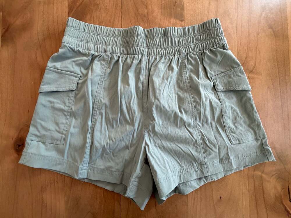 Yogalicious Trail Path Commuter Outdoor Cargo Shorts Medium